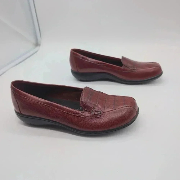 Clarks Bendable Dark Red Leather Bayou Q slip on Loafers sz 5.5 - Picture 6 of 8